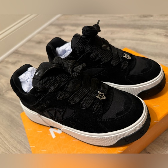 CRASH BLACK COW SUEDE - BRAND NEW - Picture 4 of 6